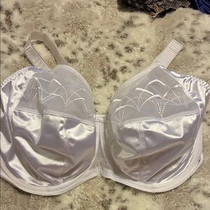 Elomi White Satin Bra size 36I